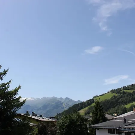 Haus Sonas - With Bedroom & Loft Sleeping Area Apartment