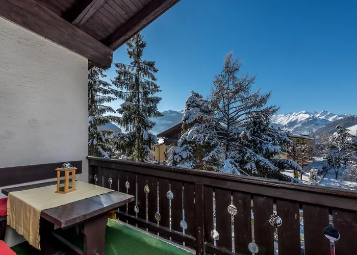 Haus Sonas - With Bedroom & Loft Sleeping Area Apartment *